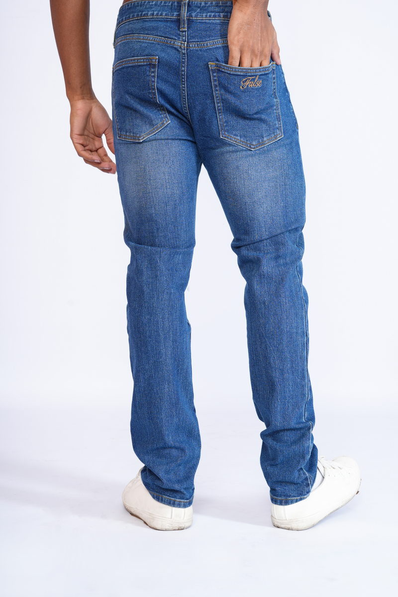 Whisker wash relaxed fit